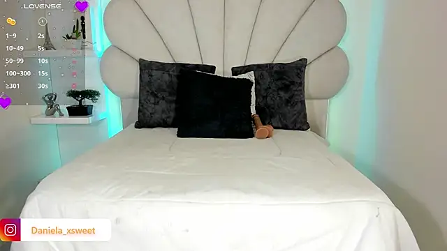 Danielaangelina online show from 02/10/26, 05:44