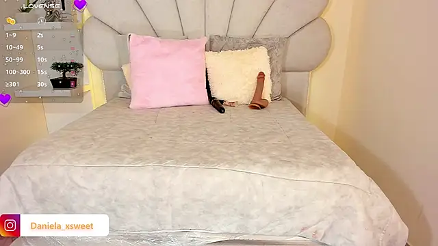 Danielaangelina online show from 02/18/26, 06:20