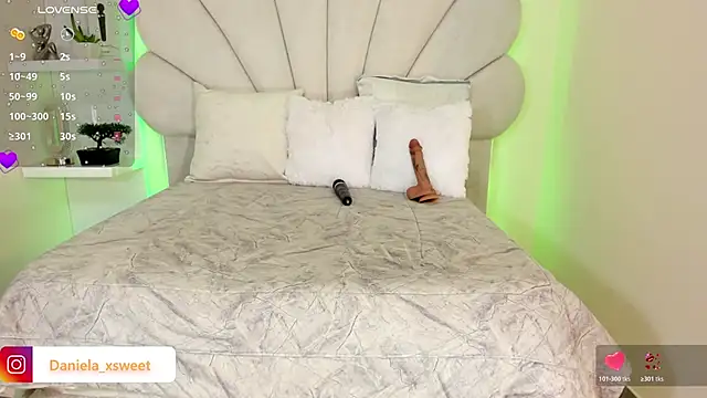 Danielaangelina online show from 02/21/26, 06:03