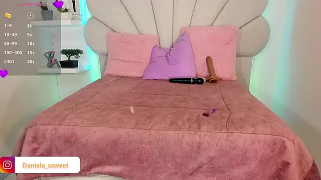 Danielaangelina online show from 04/03/26, 05:27