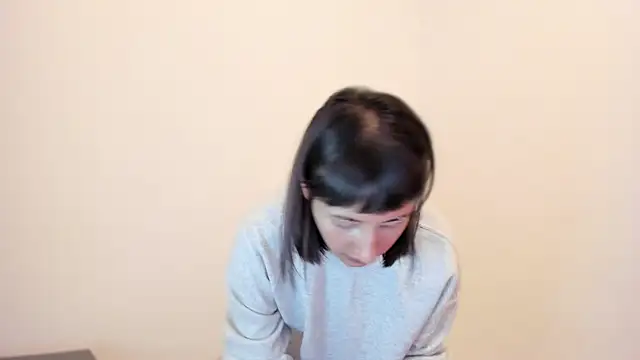 ggor4w33 online show from 10/15/25, 06:35