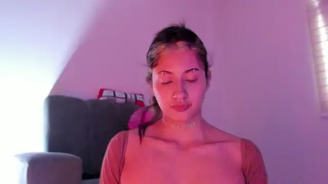 ggor4w33 online show from 03/17/26, 08:45