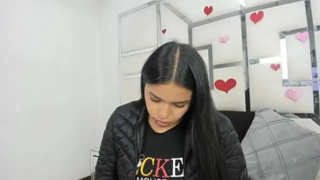 ZoeWan69 online show from 02/14/26, 01:52