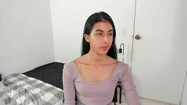 Mazikeen  18 online show from 03/27/26, 01:44