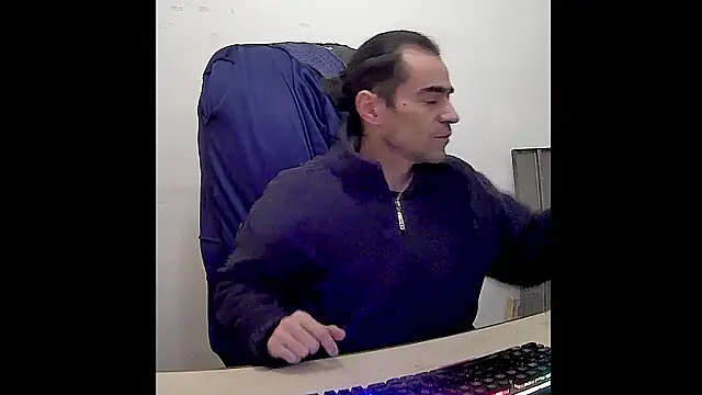 ReyDeBotones online show from 03/10/26, 10:26