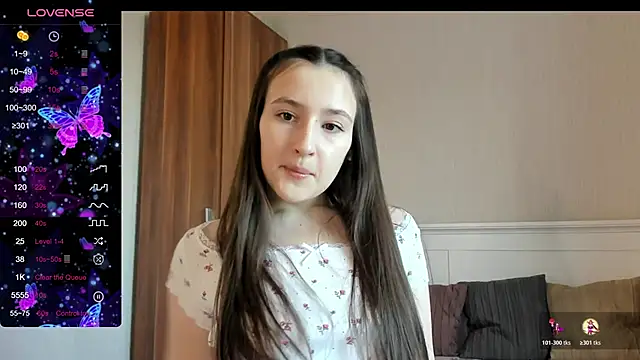 Cute  Nana online show from 10/18/25, 06:26