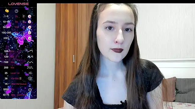 Cute  Nana online show from 12/15/25, 11:36