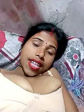 Snapshot of Miss_triha chatting on 02/13/25, 05:54 Miss triha online show from 02/13/25, 05:54