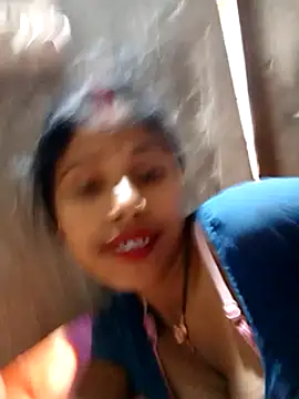 Snapshot of Miss_triha chatting on 03/15/25, 05:52 Miss triha online show from 03/15/25, 05:52