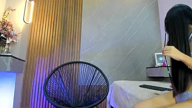 ariana jhonson1 online show from 02/24/25, 12:48