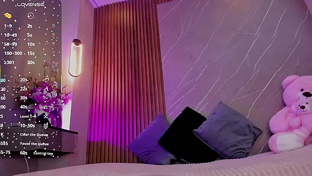 ariana jhonson1 online show from 10/03/25, 12:24