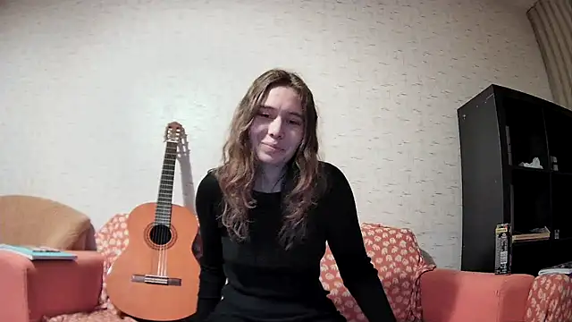 Snapshot of girliemilk chatting on 02/15/25, 03:28 girliemilk online show from 02/15/25, 03:28