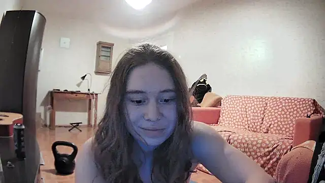 Snapshot of girliemilk chatting on 02/21/25, 05:20 girliemilk online show from 02/21/25, 05:20