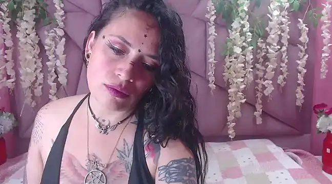 Fenix Lilith online show from 02/18/25, 02:06