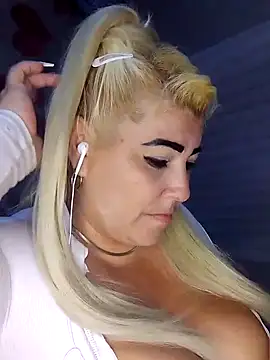 BonniAdams online show from 10/05/25, 10:51