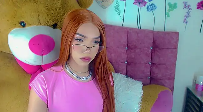 Khloe Leal online show from 02/04/25, 12:08