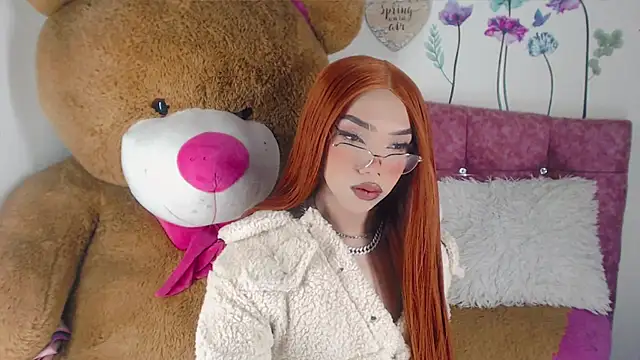 Khloe Leal online show from 02/08/25, 09:04