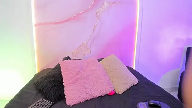 Snapshot of Sofii_Lopezz chatting on 02/18/26, 02:24 Sofii Lopezz online show from 02/18/26, 02:24