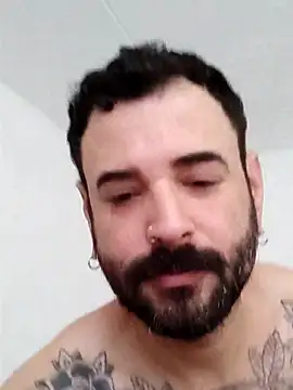 Snapshot of xdandan69 chatting on 02/14/25, 02:23 xdandan69 online show from 02/14/25, 02:23