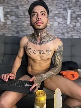 Walker Thomas1 online show from 02/24/25, 05:22