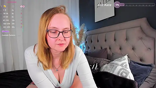 Agatha Mott online show from 04/24/26, 03:58