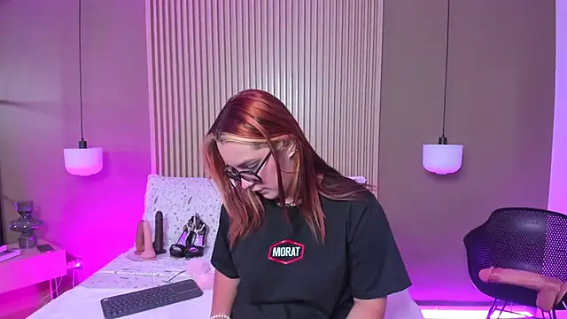 JessyCream online show from 10/17/25, 08:00