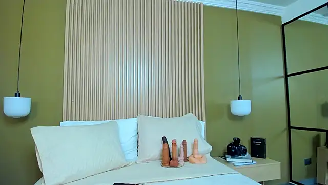 JessyCream online show from 04/13/26, 08:47