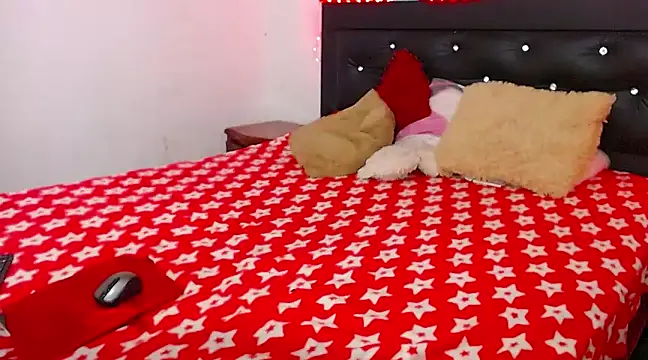 Catalinehot latin online show from 02/02/25, 01:12