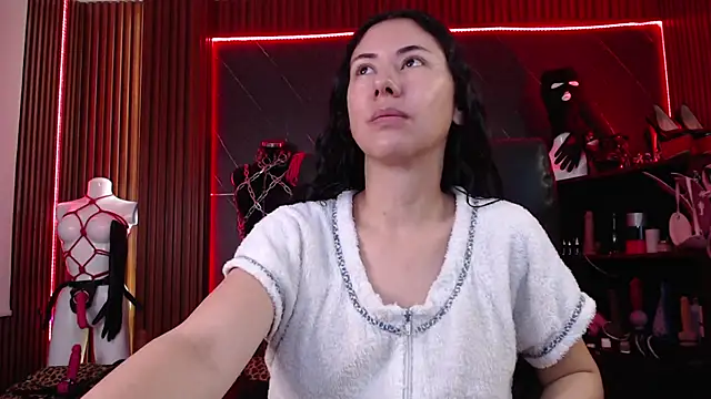 XiaQueen online show from 09/18/25, 11:01