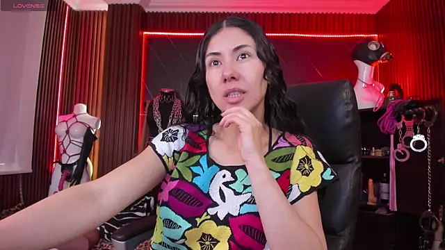 XiaQueen online show from 12/04/25, 09:01