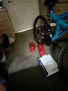 Snapshot of Dara4q chatting on 02/25/25, 02:36 Dara4q online show from 02/25/25, 02:36