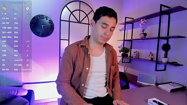 Gabriell ramirez online show from 10/01/25, 04:07