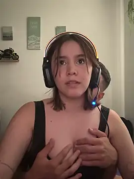 Snapshot of Fitmanx chatting on 03/15/25, 10:22 Fitmanx online show from 03/15/25, 10:22