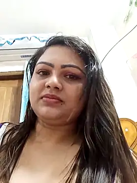 Snapshot of blue-berry07 chatting on 06/18/26, 05:19 blue-berry07 online show from 06/18/26, 05:19