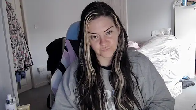 Snapshot of AureliaXOX chatting on 02/28/25, 09:36 AureliaXOX online show from 02/28/25, 09:36