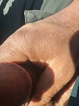 sark0606 online show from 04/21/26, 09:48