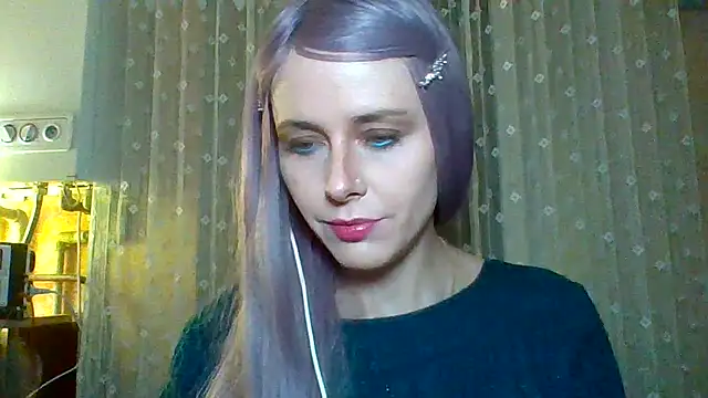 LuminousLady online show from 02/28/25, 06:41