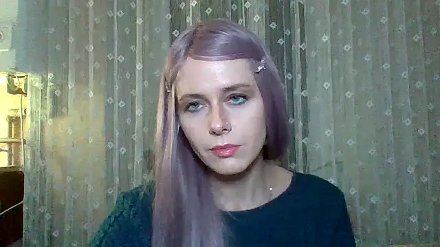 LuminousLady online show from 02/28/25, 09:44