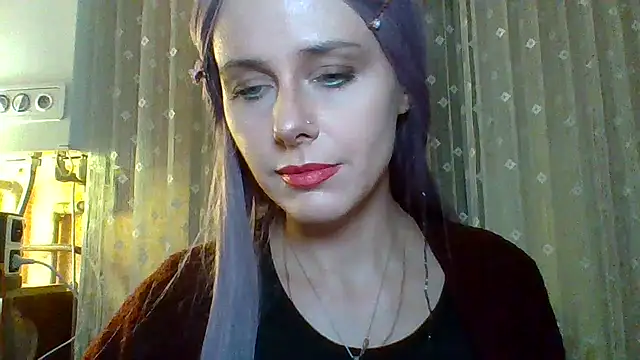 LuminousLady online show from 03/04/25, 09:22