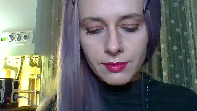 LuminousLady online show from 03/10/25, 09:29