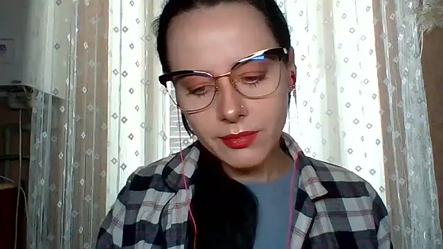 LuminousLady online show from 09/11/25, 07:30