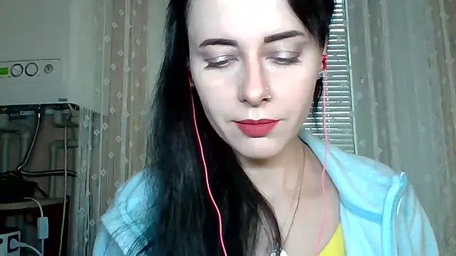 LuminousLady online show from 10/20/25, 06:25