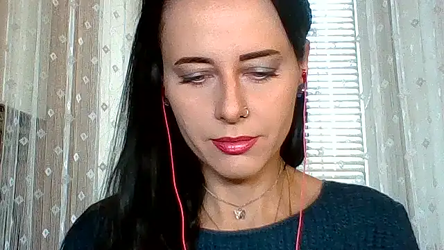 LuminousLady online show from 10/21/25, 02:07