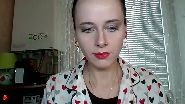 LuminousLady online show from 11/09/25, 11:30