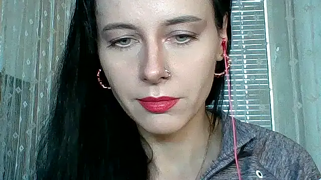 LuminousLady online show from 11/14/25, 12:37