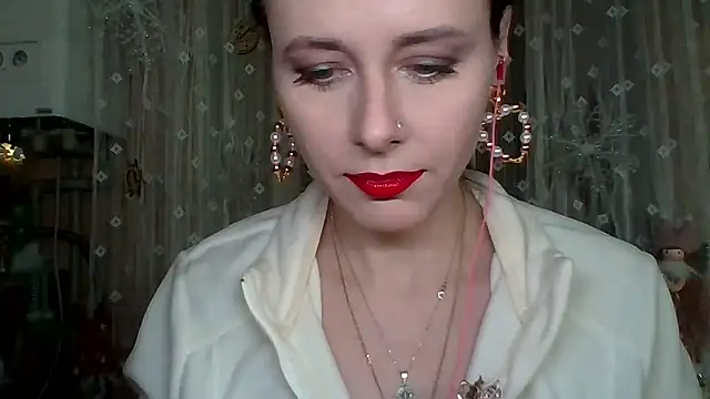 LuminousLady online show from 01/13/26, 05:29