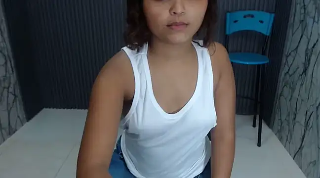 shabrina xxx online show from 03/19/25, 04:24