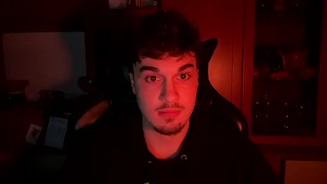 NaplesGuy04 online show from 02/16/25, 10:32