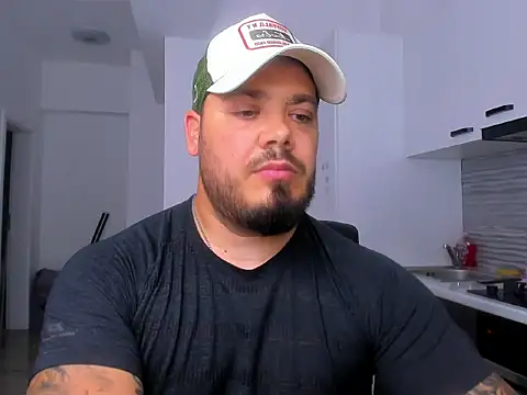 Snapshot of ZackMasterss chatting on 06/18/26, 10:03 ZackMasterss online show from 06/18/26, 10:03