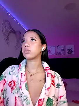 SallyWhitee online show from 02/05/26, 05:01